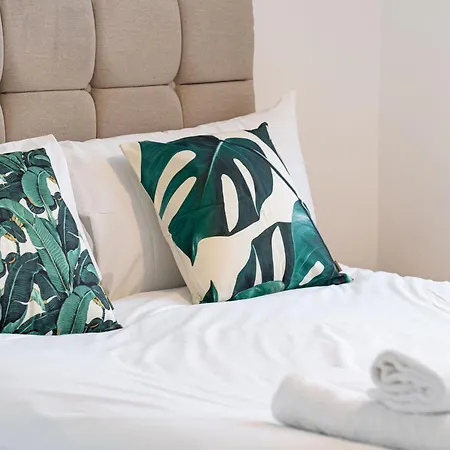 Apartamento Pet-friendly 1br Sleeps 4 In Bmh Centre With Parking *