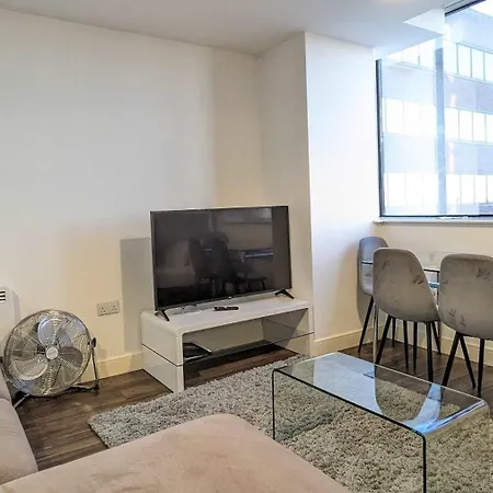 Apartamento Pet-friendly 1br Sleeps 4 In Bmh Centre With Parking *