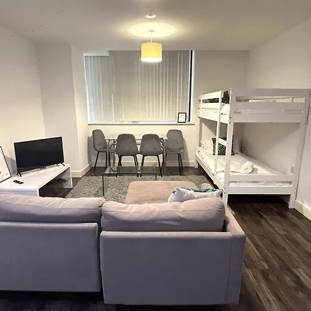 Apartamento Pet-friendly 1br Sleeps 4 In Bmh Centre With Parking
